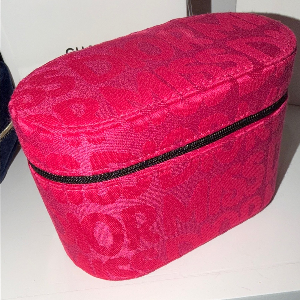 GWP MISS DIOR Vibrant Pink Cosmetic Bag